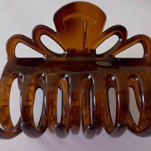 SCUNCNI JUMBO CLAW CLIPS (2) NWOT